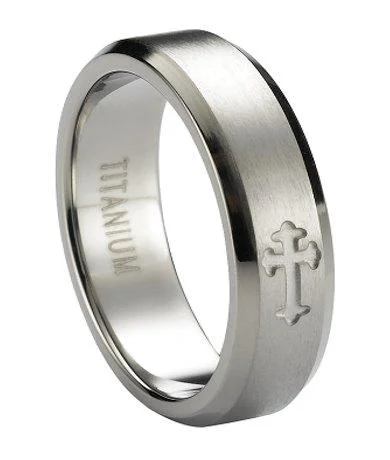 Satin-Finished Men's Titanium Ring Single Cross and Beveled Edges | 6mm