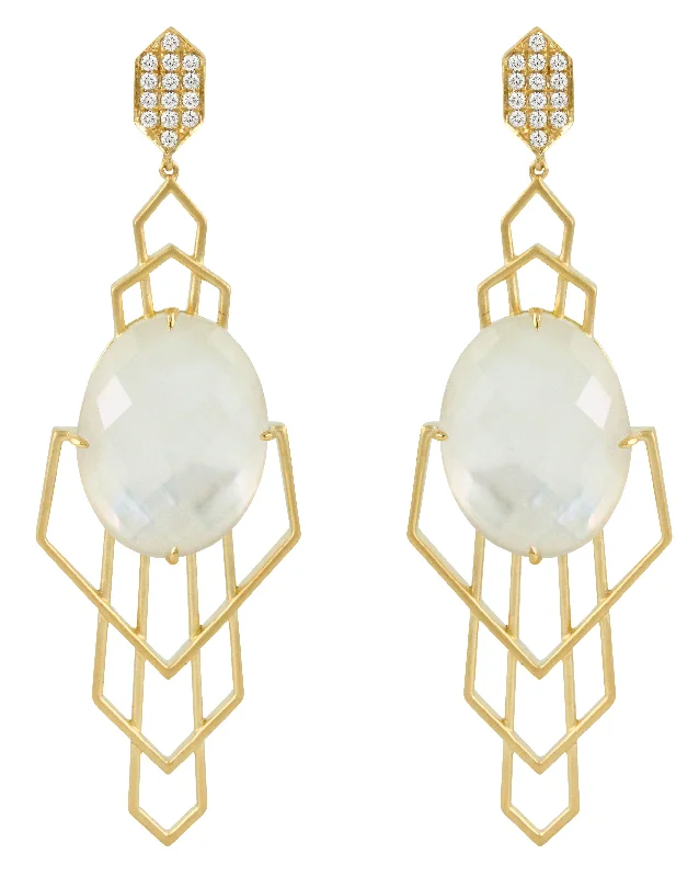 Grab Your Favorite Jewelry At The Lowest Prices Diamond Earring/Mother of Pearl