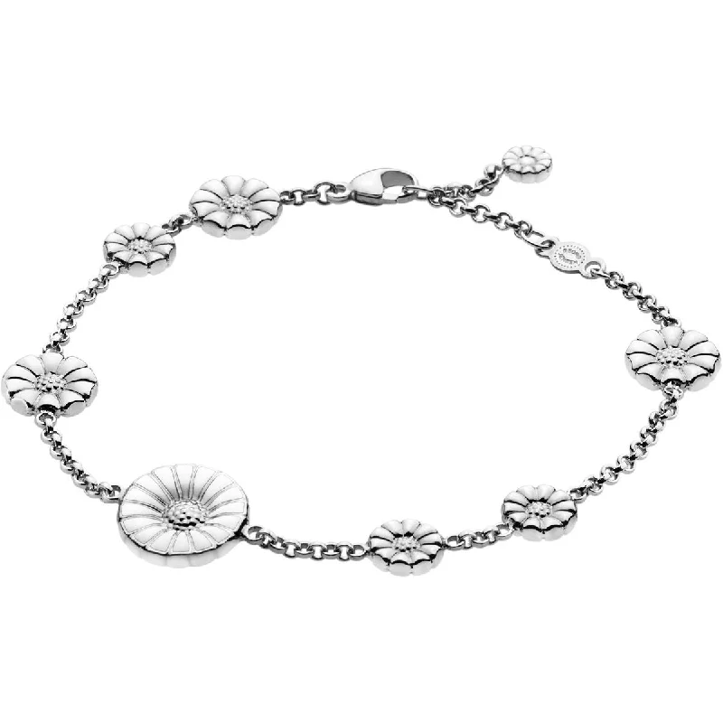 Get Your Favorite Jewelry At The Best Price Daisy Silver Bracelet