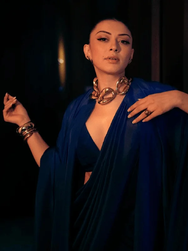 Discounted Jewelry For A Glamorous Look Hansika Motwani In Golden Tunnel Bracelet