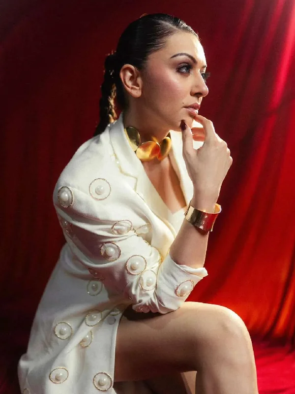 Best-Selling Jewelry Styles Now At Exclusive Discounts Hansika Motwani In Miniya Bracelet