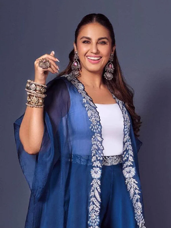 Elegant Jewelry, Affordable Luxury – Shop Now Huma Qureshi In Designer Fusion Brass Cuff