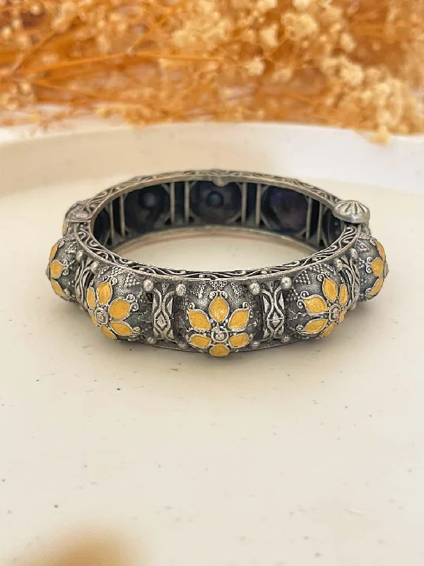 Exclusive Jewelry Sale – Limited-Time Discounts Oxidised Flower Shaped Tribal Bangle