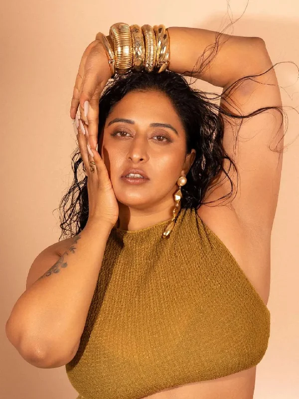 Don't Miss Out On Bestselling Jewelry At Special Prices Raja Kumari In Golden Tunnel Bracelet