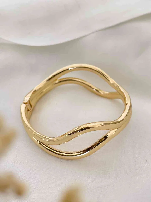 Breathtaking Jewelry, Breathtaking Prices Wave Bangle