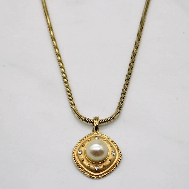 Diamond and Pearl Pendant & Necklace | 0.02ctw, 8.4mm | 16" |